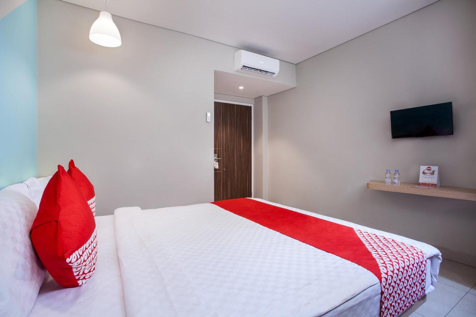 Super Oyo Flagship 101 Apple Platinum Hotel Джакарта Екстериор снимка